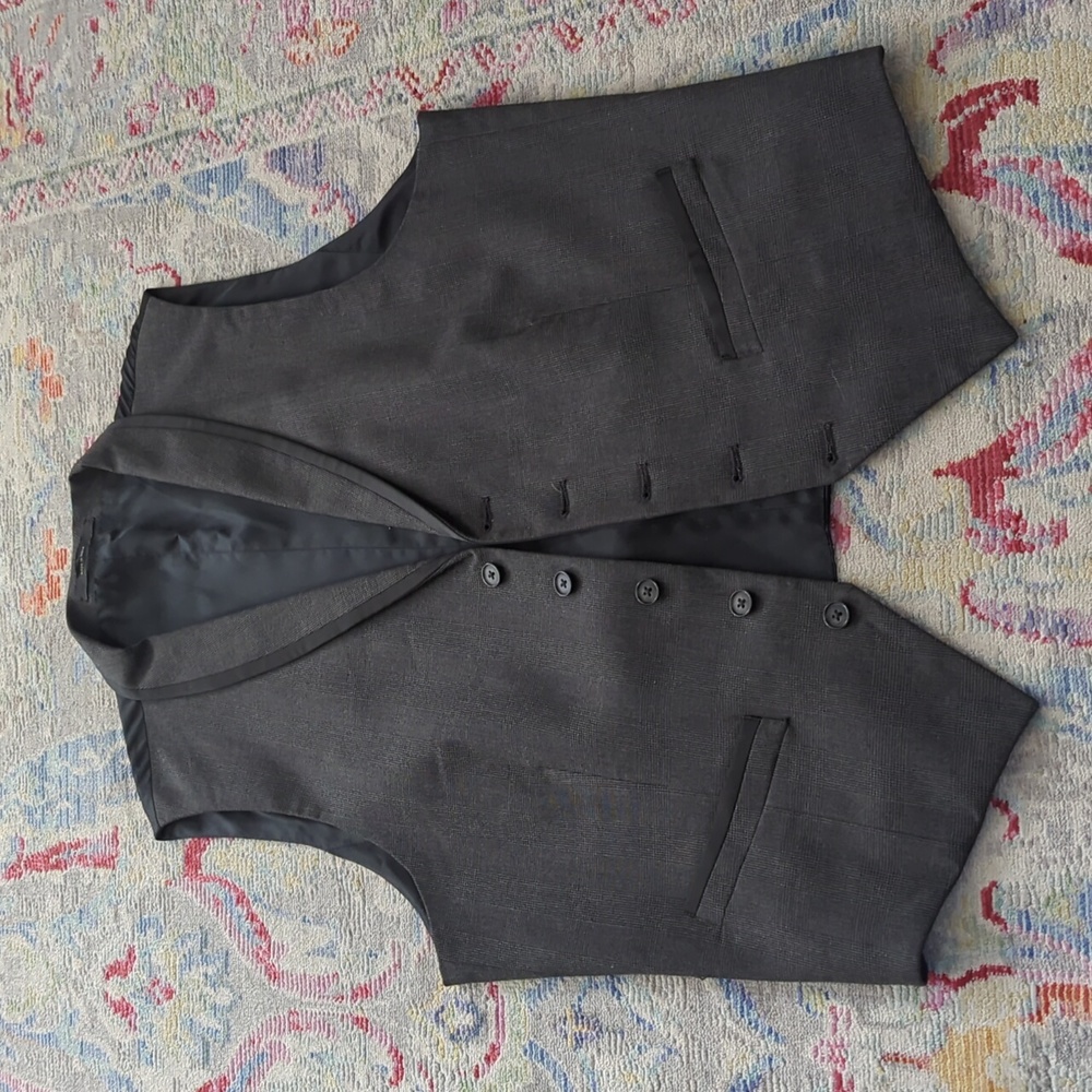 Euc Express Vest - Medium - image 1